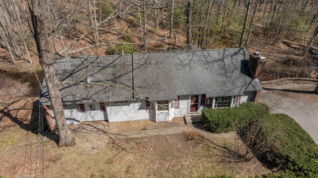 Photo of 226 Amesbury Road, Kensington, NH 03833 (MLS # 5086364)