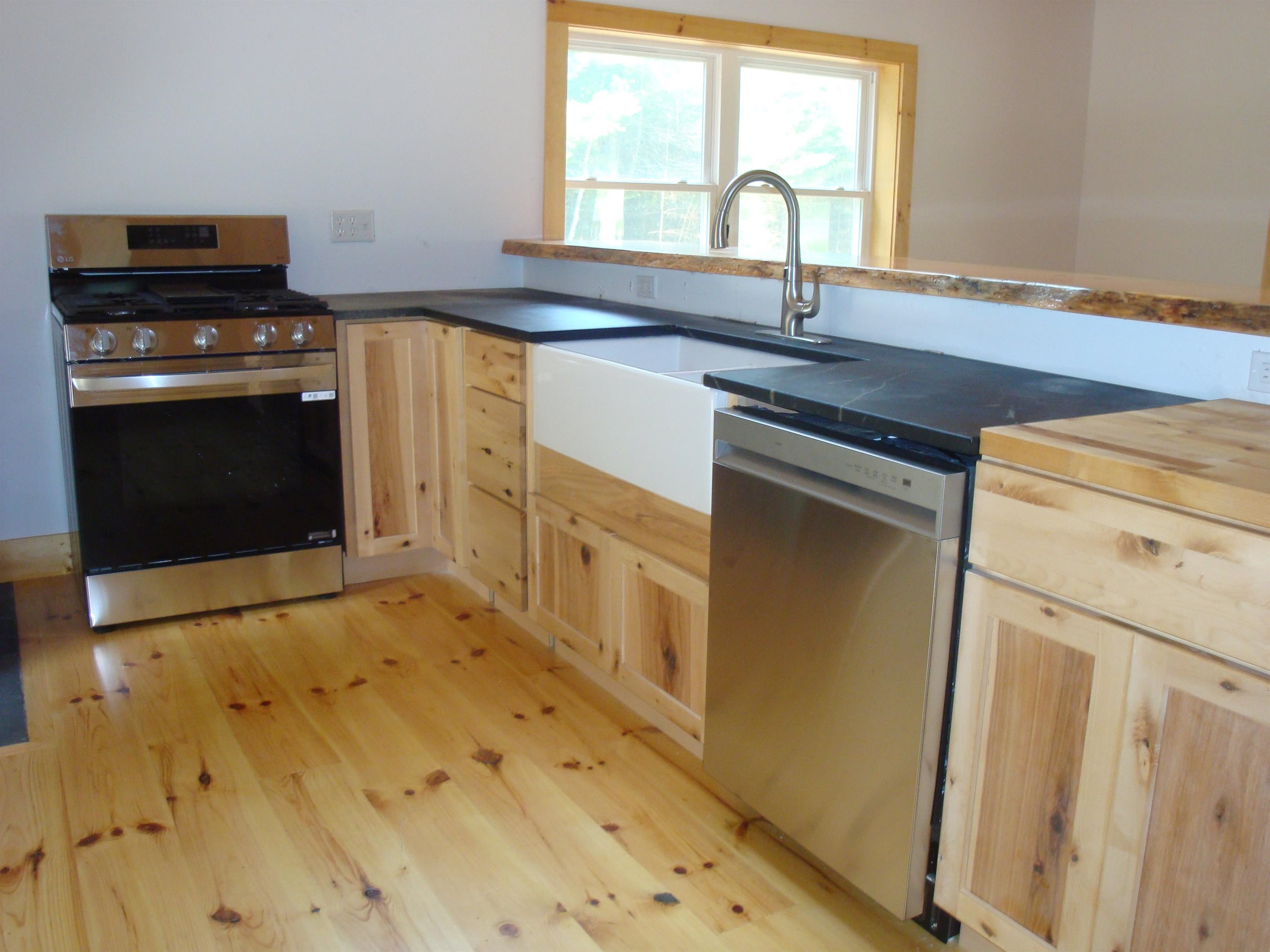 141 Mercier Road