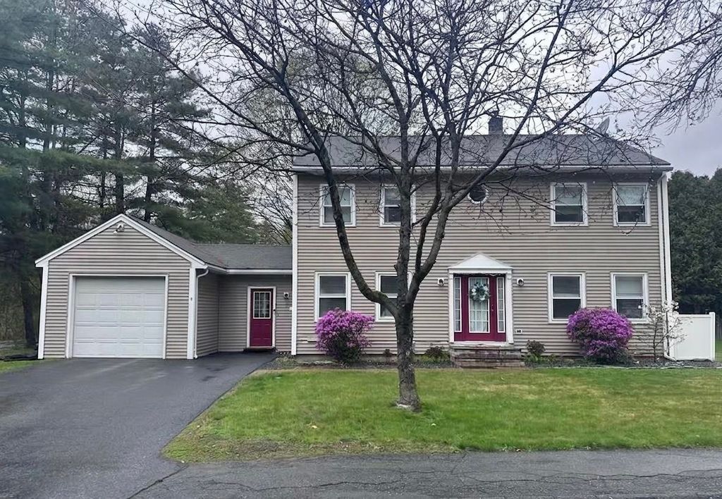 Photo of 5 Carlton Drive, Lebanon, NH 03784 (MLS # 5080603)