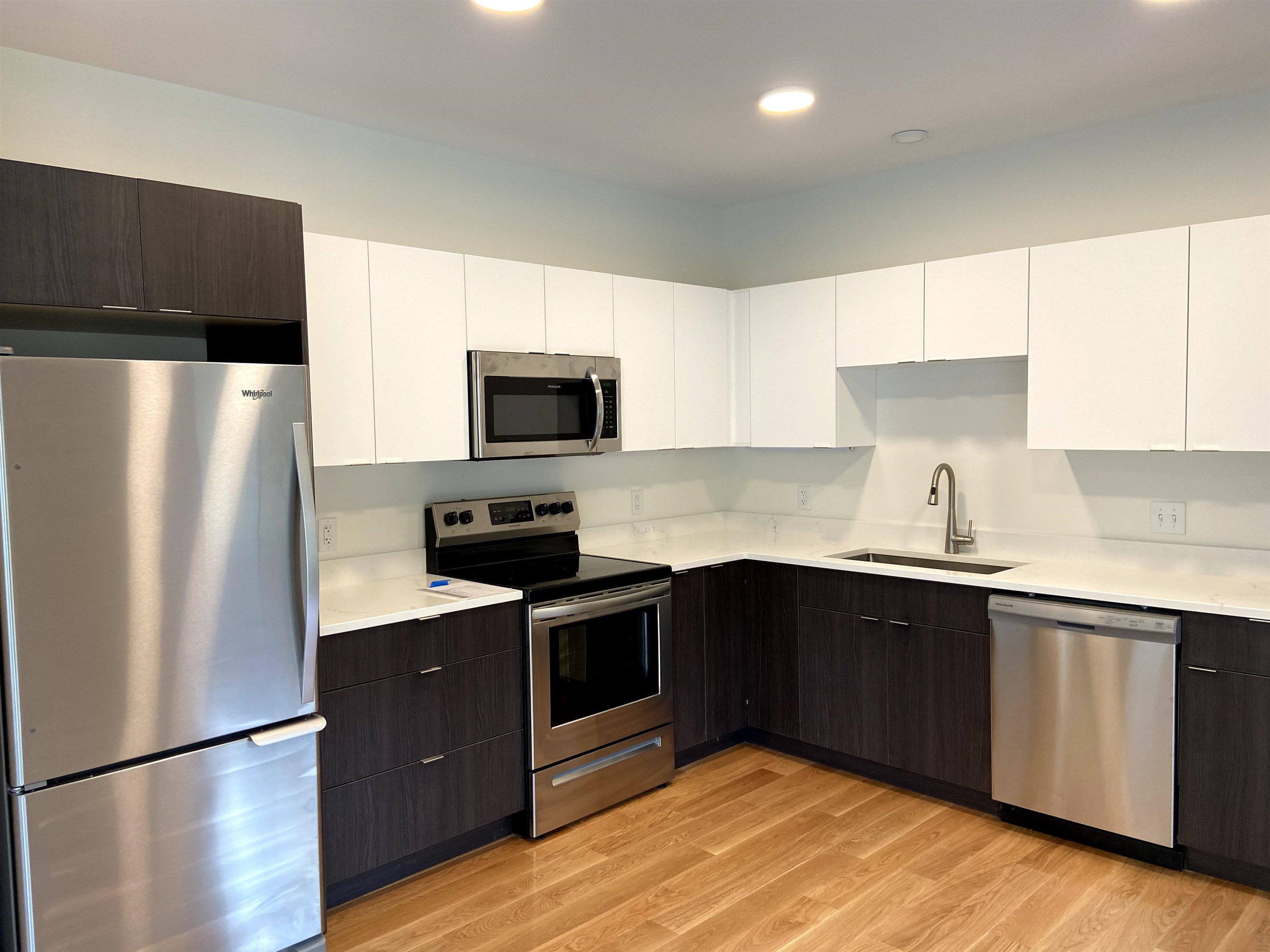 69 Etna Road 205