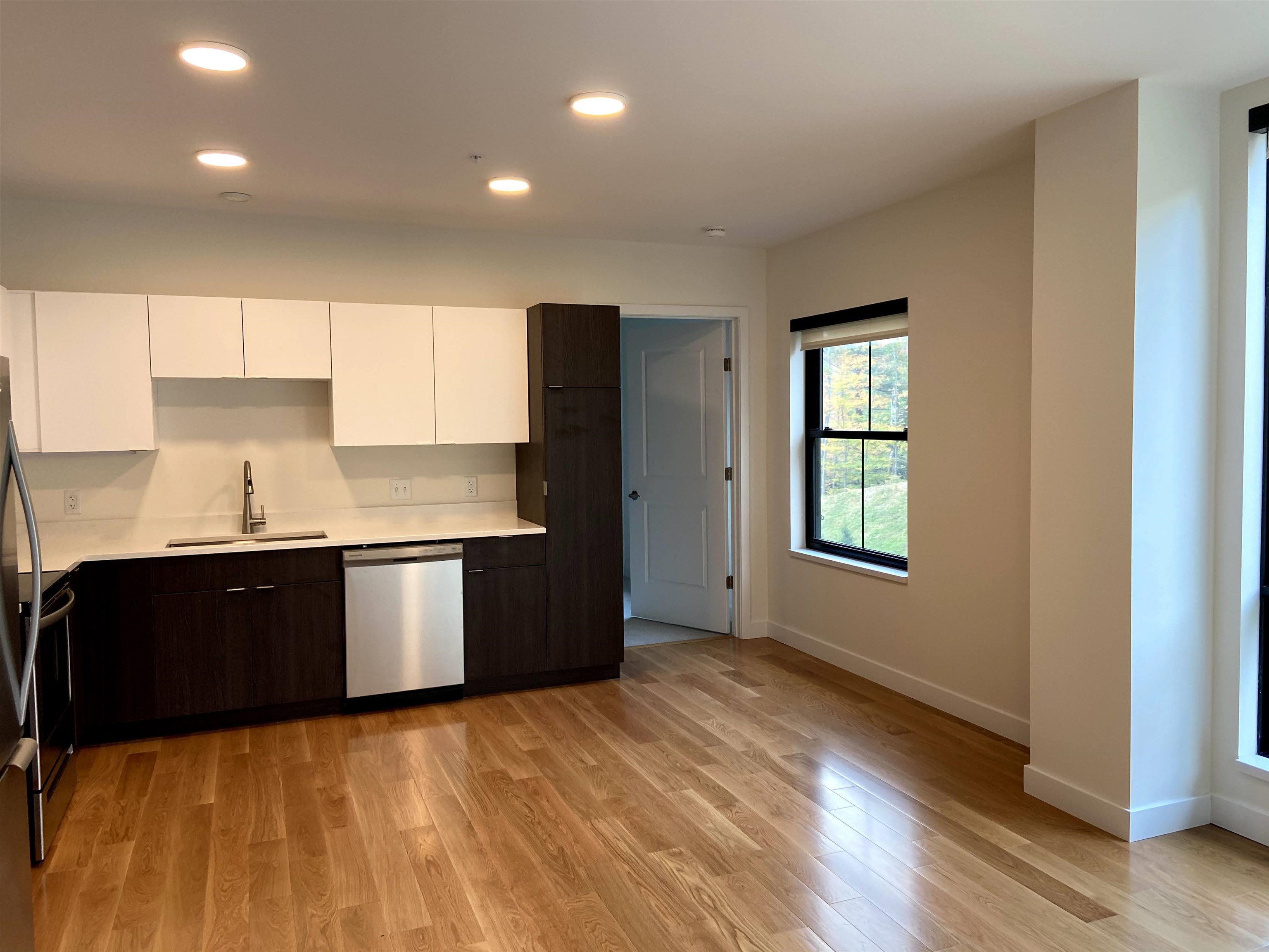 69 Etna Road 205