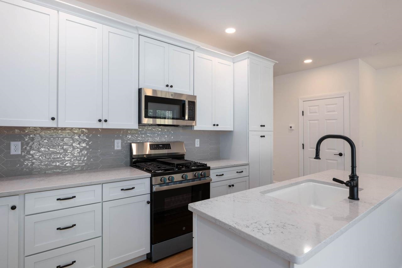 1B Dearborn Circle
