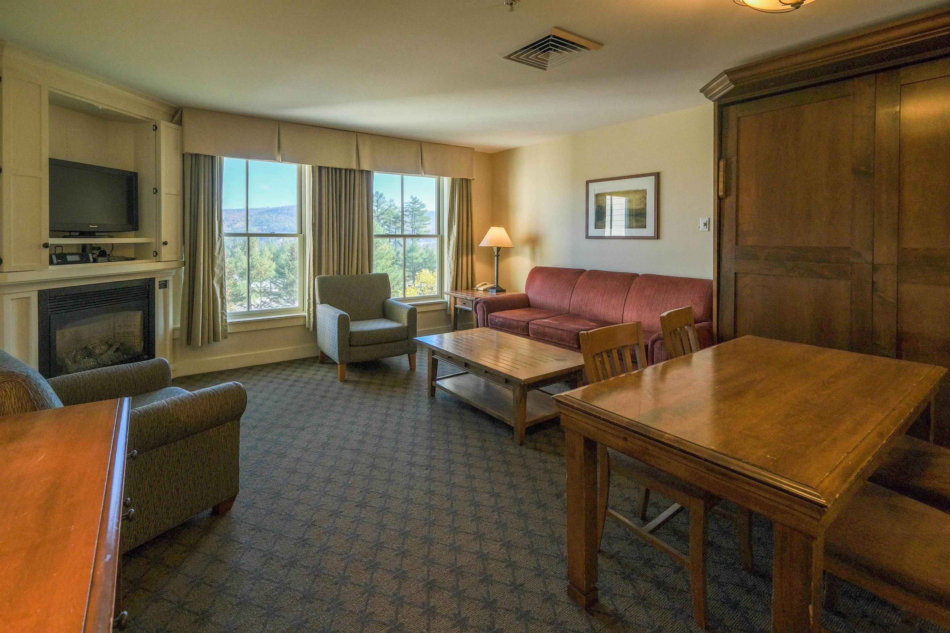 714/716 QIII Jackson Gore Adams House Road 714/716 QIII