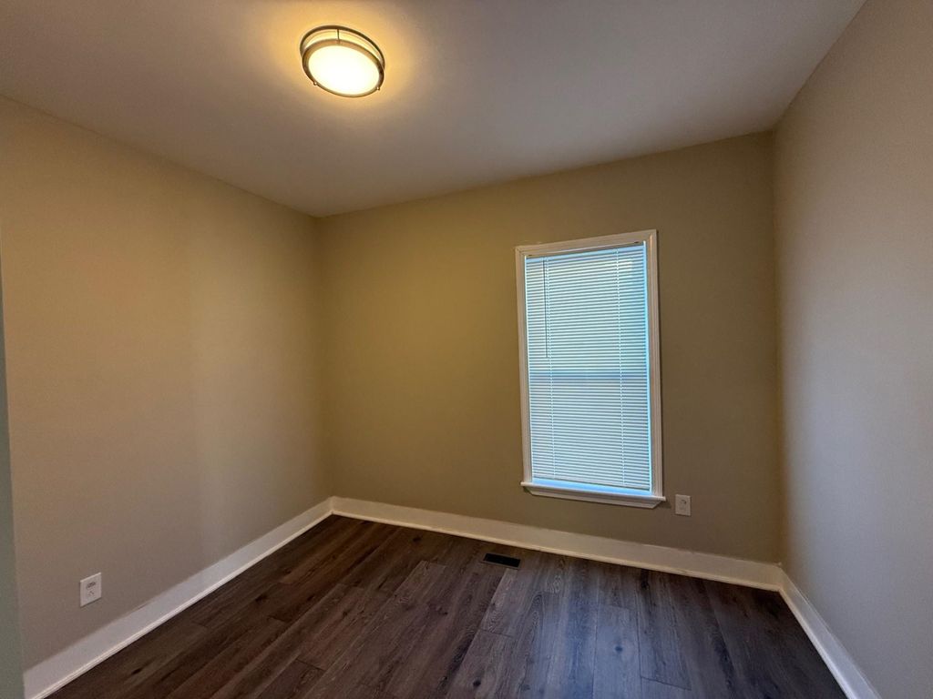 Photo of 347 Spruce Street, Manchester, NH 03103 (MLS # 5072460)