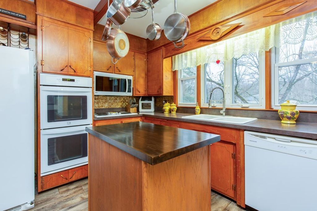 Photo of 5 Lori Lane, Pelham, NH 03076 (MLS # 5079229)