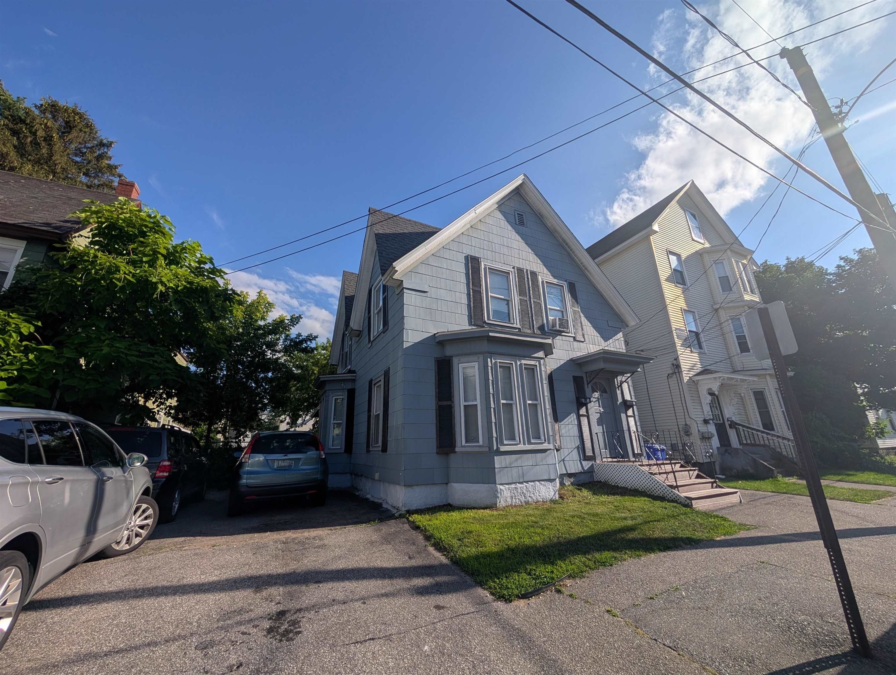 274 Douglas Street
