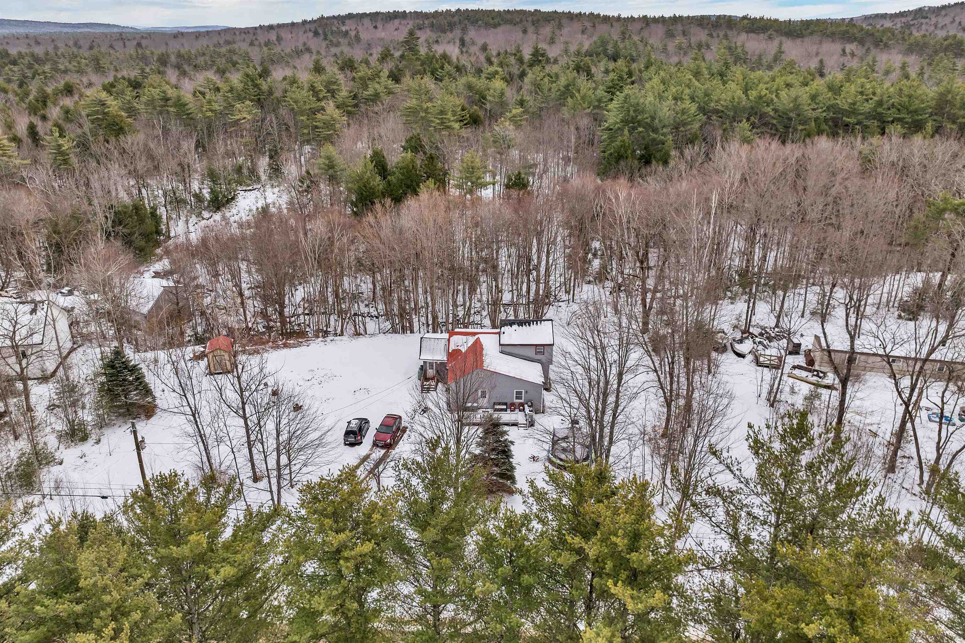 Ossipee, New Hampshire 03864, United States, 3 Bedrooms Bedrooms, ,2 BathroomsBathrooms,Residential,Active,97130