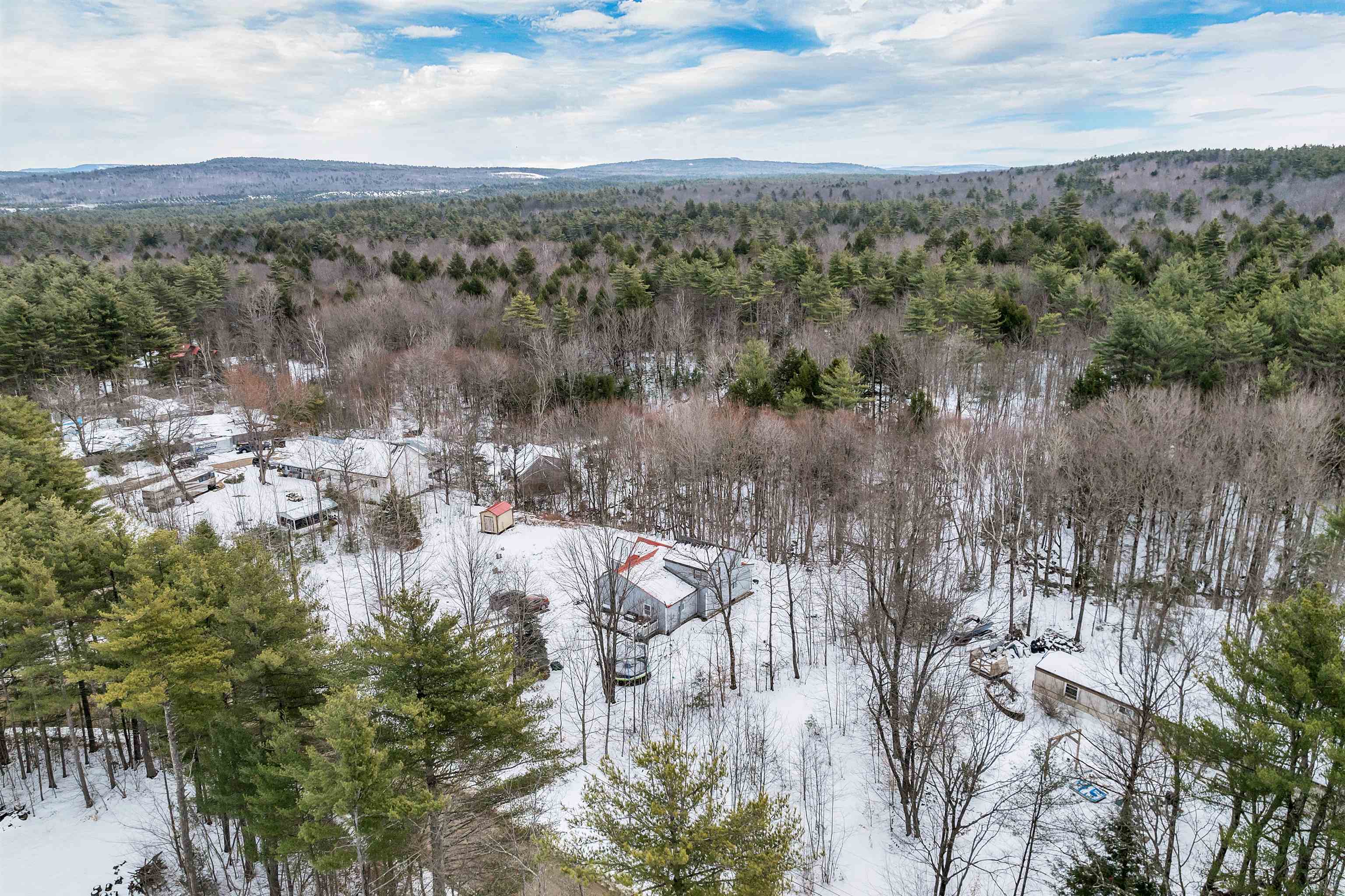 Ossipee, New Hampshire 03864, United States, 3 Bedrooms Bedrooms, ,2 BathroomsBathrooms,Residential,Active,97130