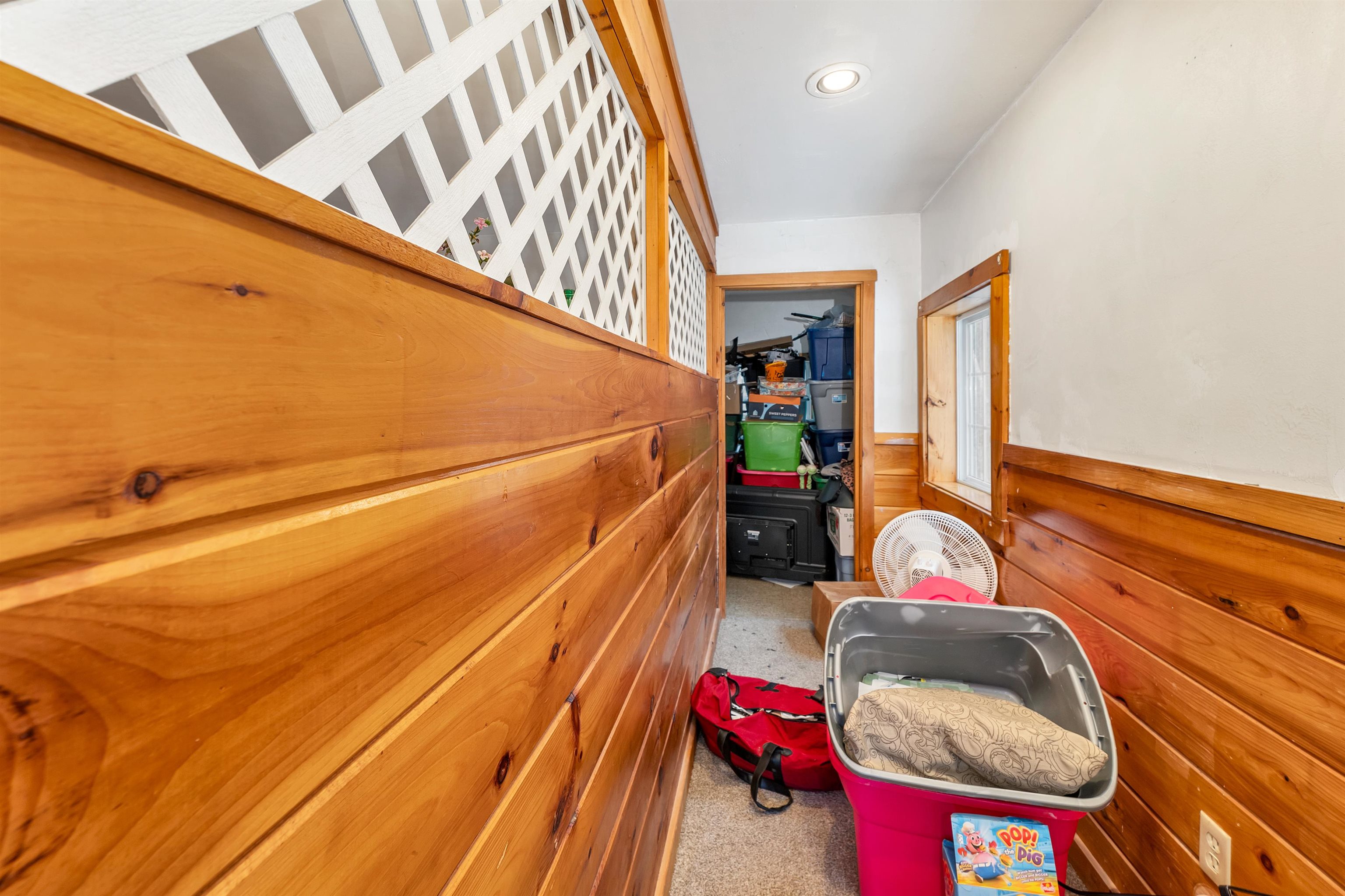 Ossipee, New Hampshire 03864, United States, 3 Bedrooms Bedrooms, ,2 BathroomsBathrooms,Residential,Active,97130