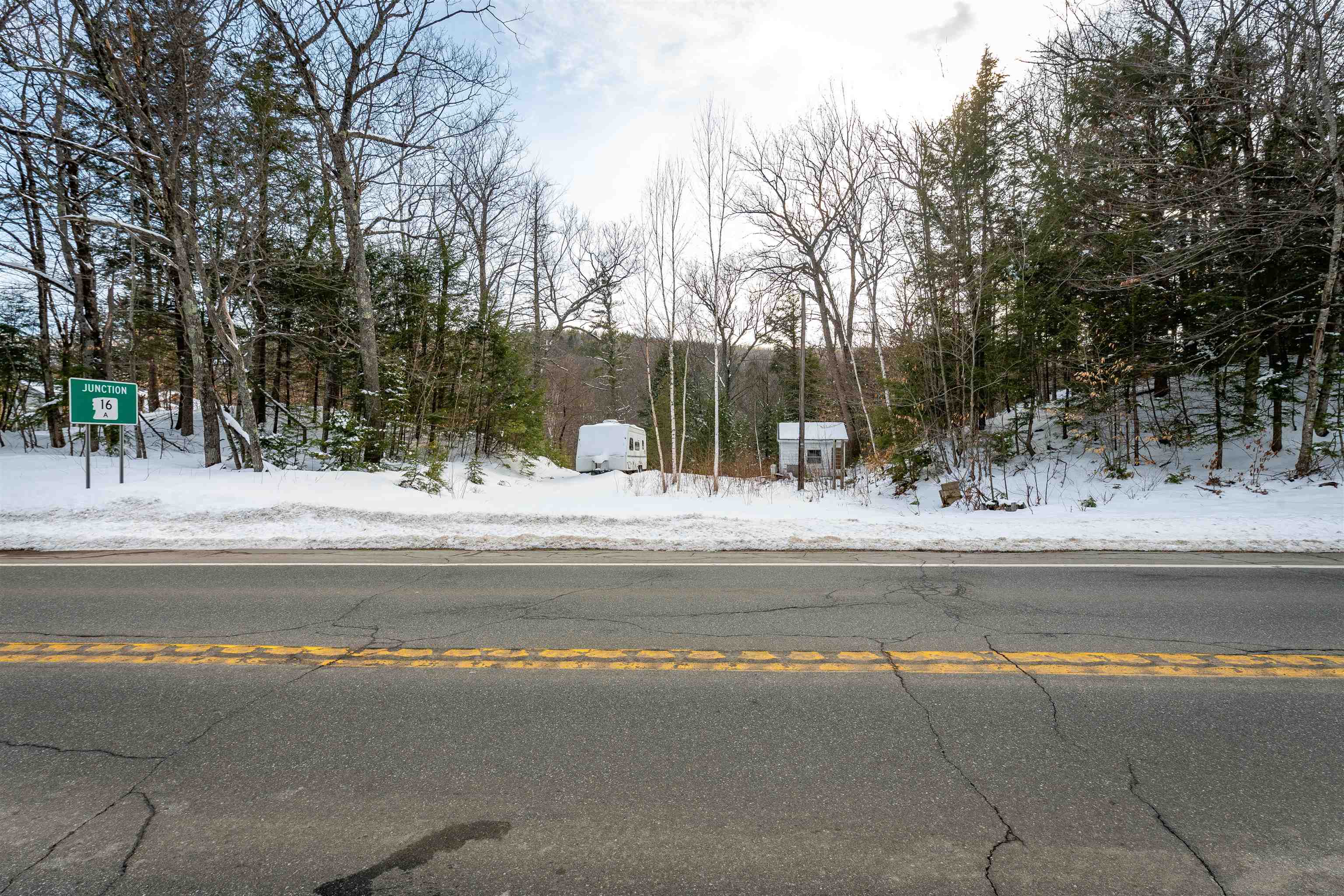 4 St Martins Drive Map R12/Parcel 133 & Map V01/Parcel 21