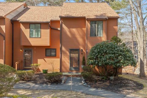 8 Dunvegan Woods Drive 8 Hampton NH 03842