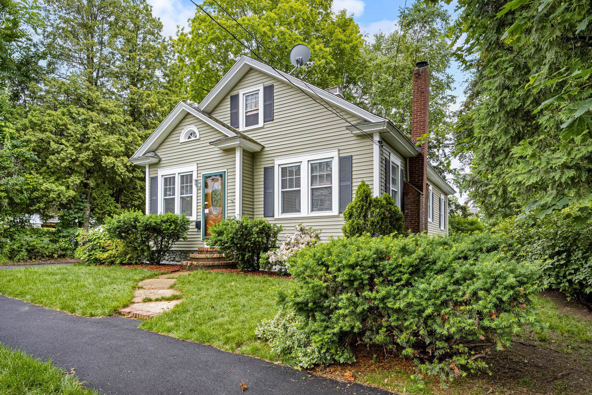 431 Lowell Street