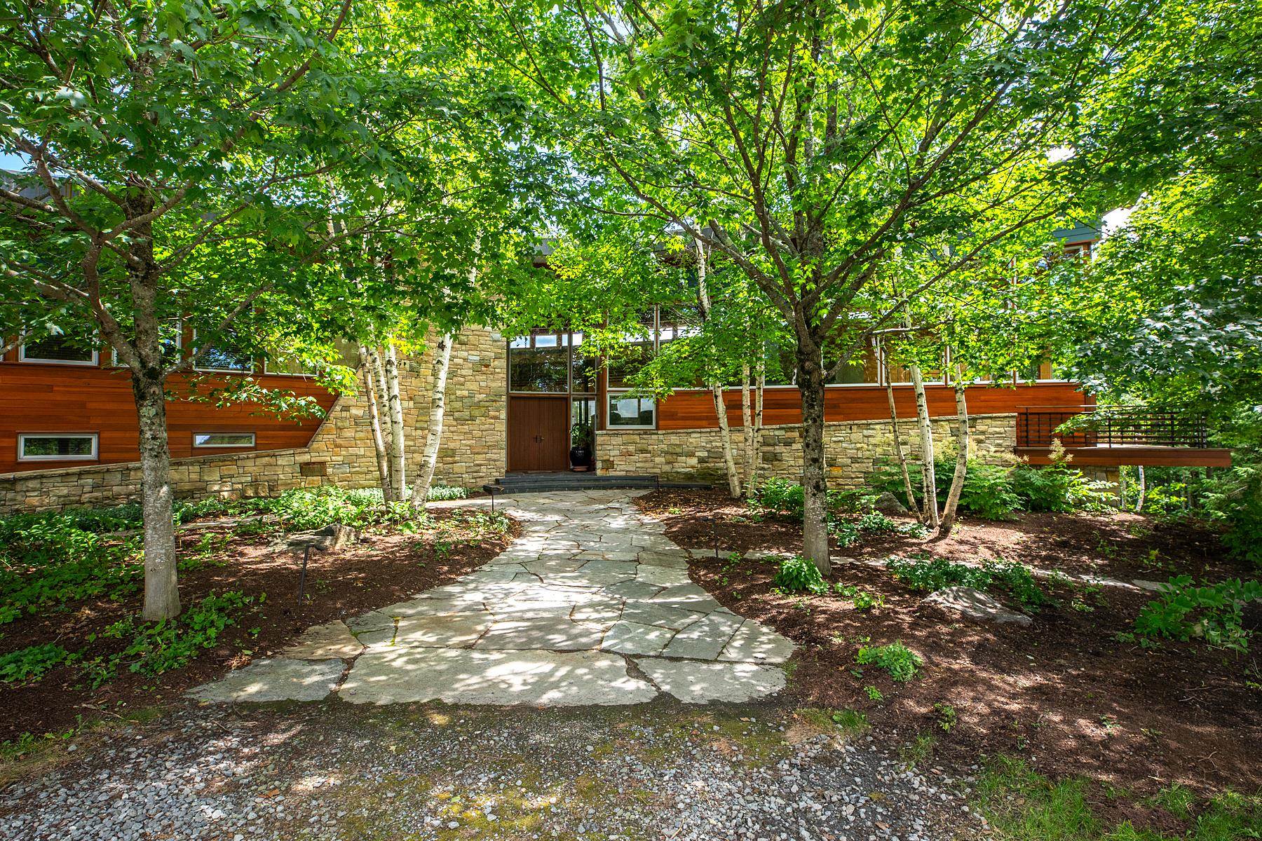 454 Mountain Road