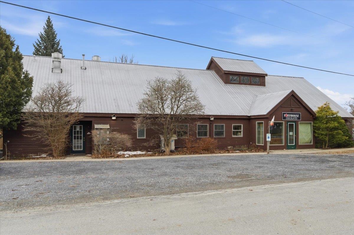 25 Mountain View Street