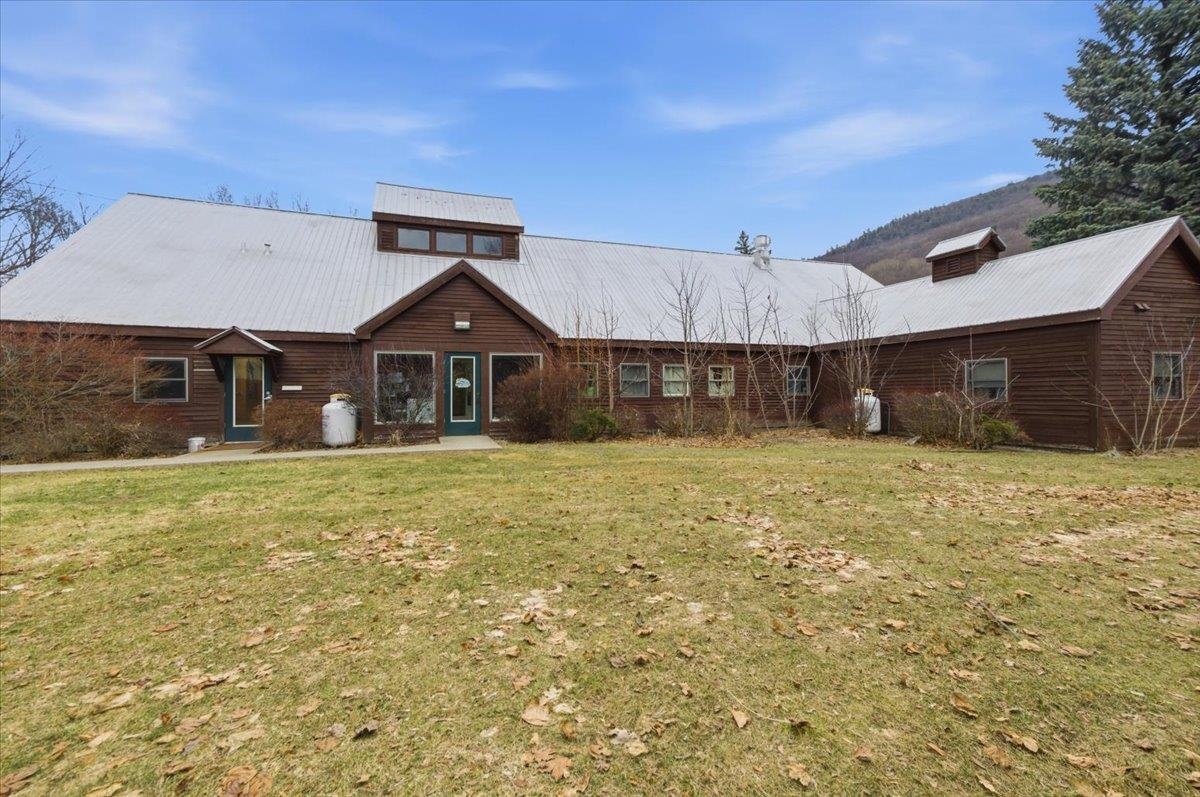 25 Mountain View Street