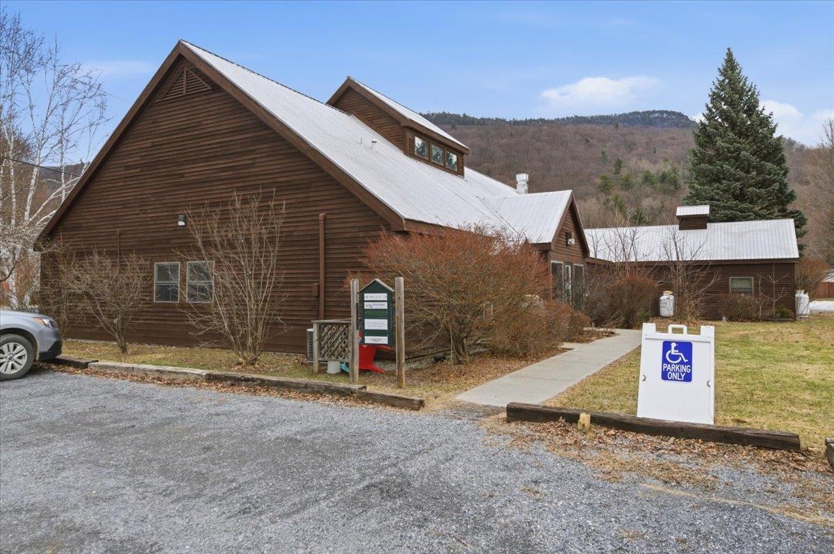 25 Mountain View Street