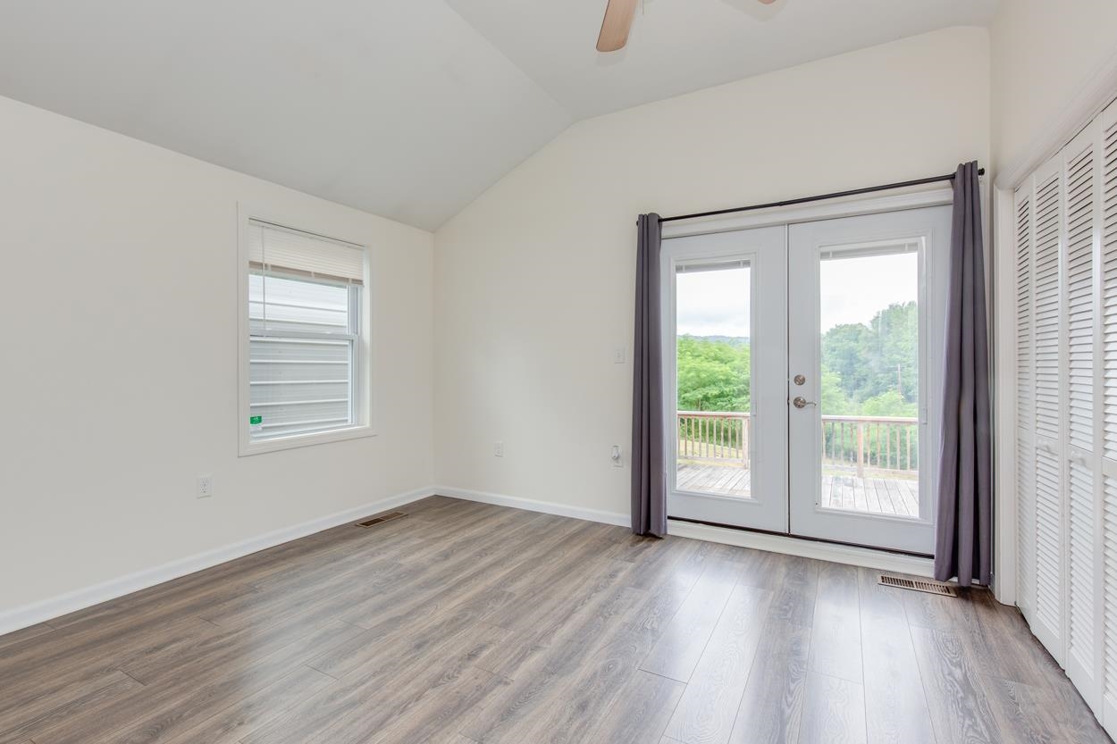 Northfield, New Hampshire 03276, United States, 2 Bedrooms Bedrooms, ,2 BathroomsBathrooms,Residential,Active,166889