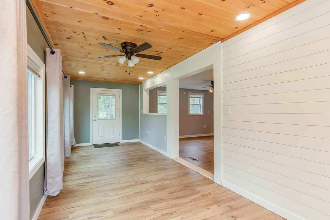 Northfield, New Hampshire 03276, United States, 2 Bedrooms Bedrooms, ,2 BathroomsBathrooms,Residential,Active,166889