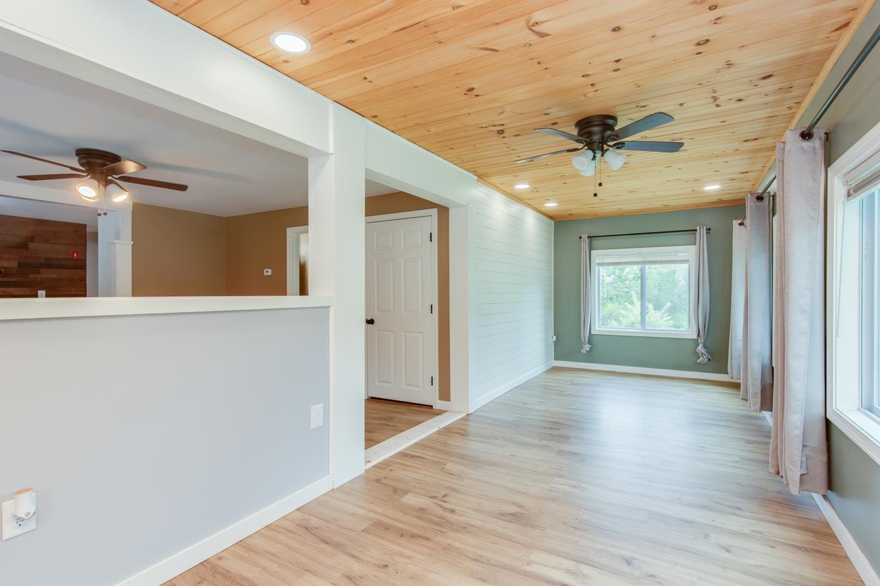 Northfield, New Hampshire 03276, United States, 2 Bedrooms Bedrooms, ,2 BathroomsBathrooms,Residential,Active,166889