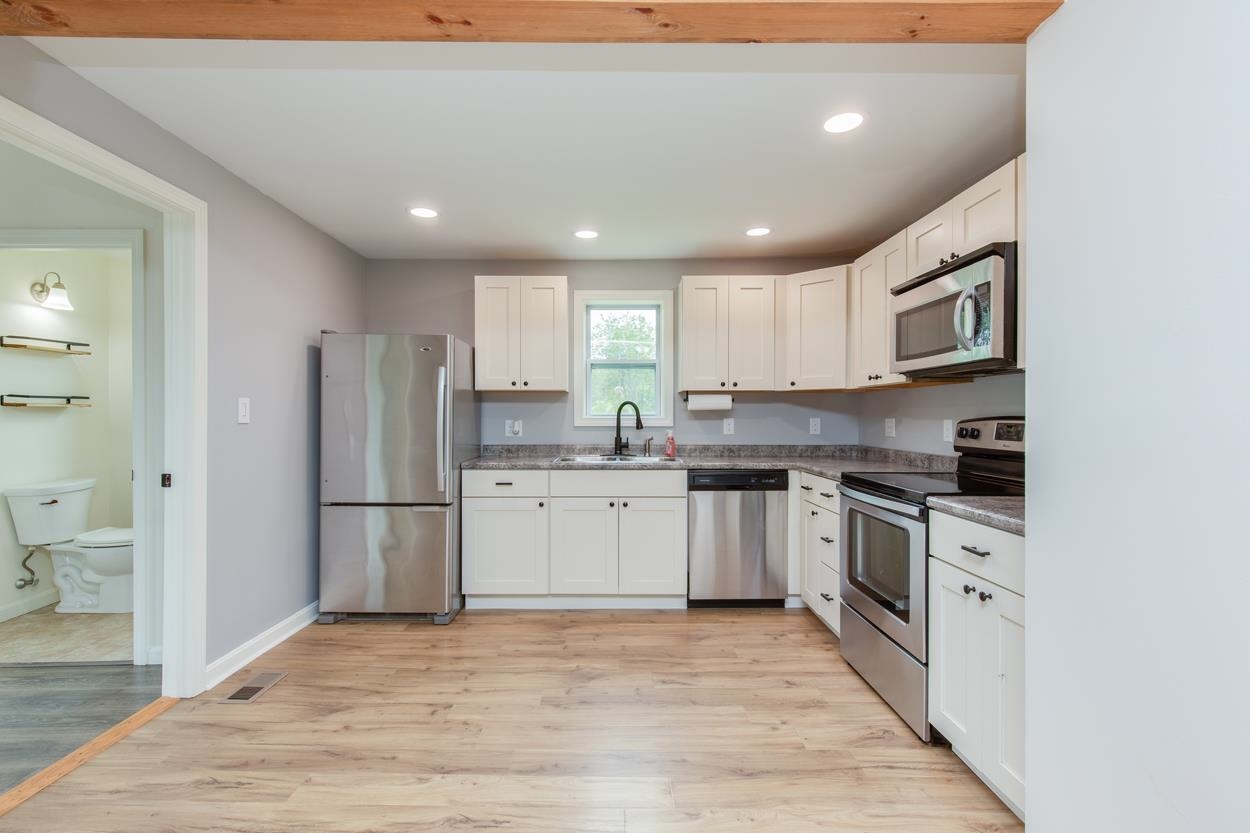 Northfield, New Hampshire 03276, United States, 2 Bedrooms Bedrooms, ,2 BathroomsBathrooms,Residential,Active,166889