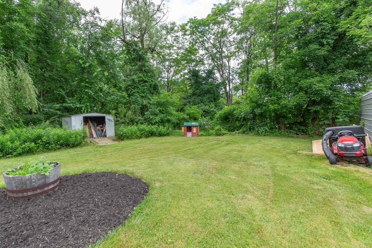 Northfield, New Hampshire 03276, United States, 2 Bedrooms Bedrooms, ,2 BathroomsBathrooms,Residential,Active,166889