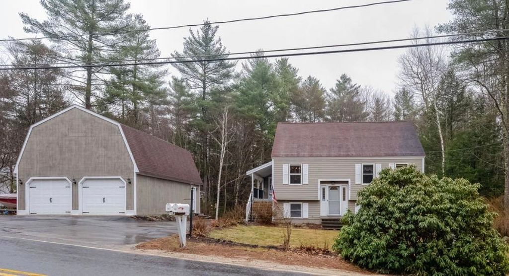 Photo of 392 Whittier Drive, Fremont, NH 03044 (MLS # 5081488)