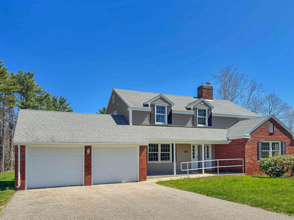 Photo of 25 Emerson Road, Durham, NH 03824 (MLS # 5079457)