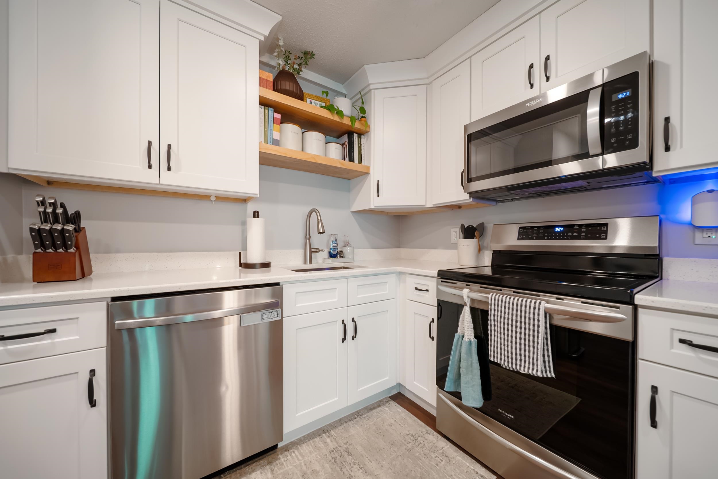 9 Swiftwater Drive 5