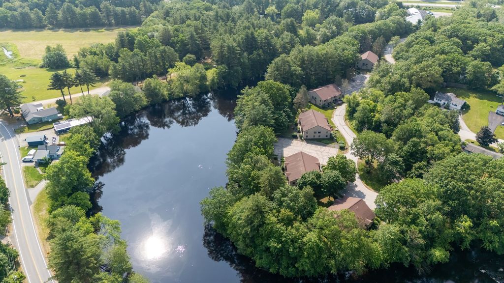 Photo of 9 Swiftwater Drive #5, Allenstown, NH 03275 (MLS # 5080525)