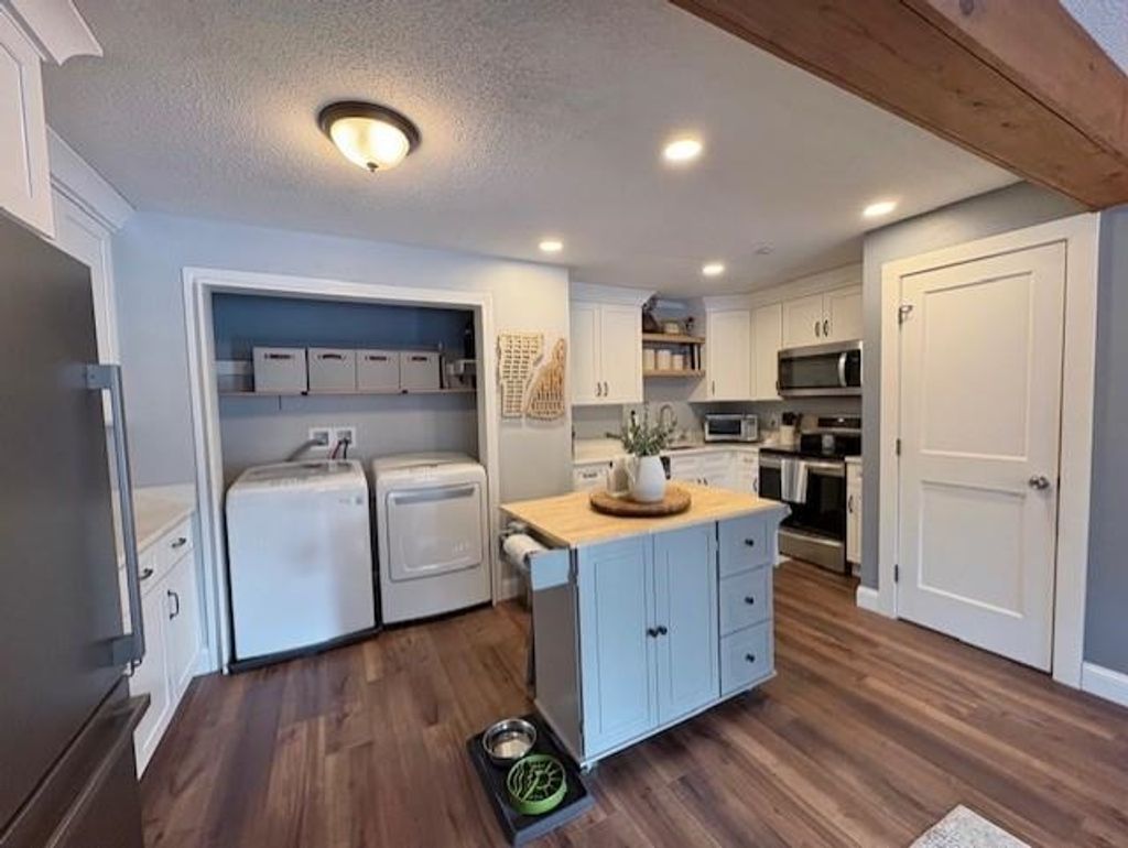 Photo of 9 Swiftwater Drive #5, Allenstown, NH 03275 (MLS # 5080525)