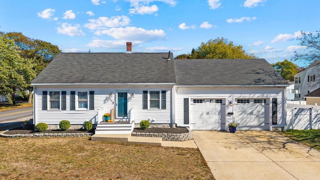 Photo of 469 Cilley Road, Manchester, NH 03103 (MLS # 5065533)