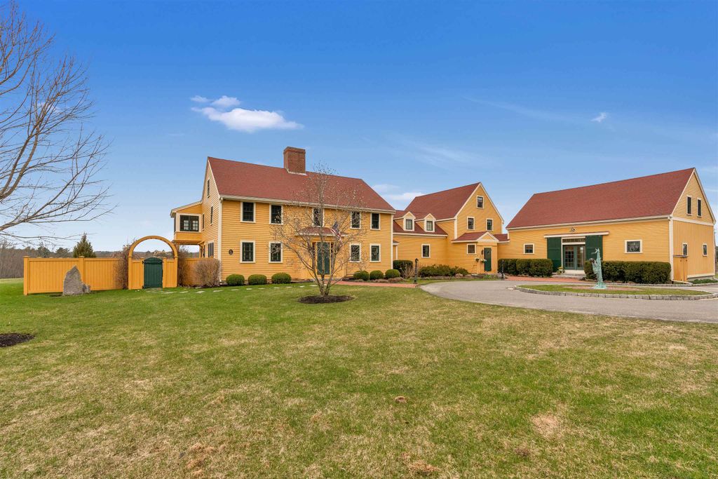 Photo of 151 Dover Point Road, Dover, NH 03820 (MLS # 5083579)