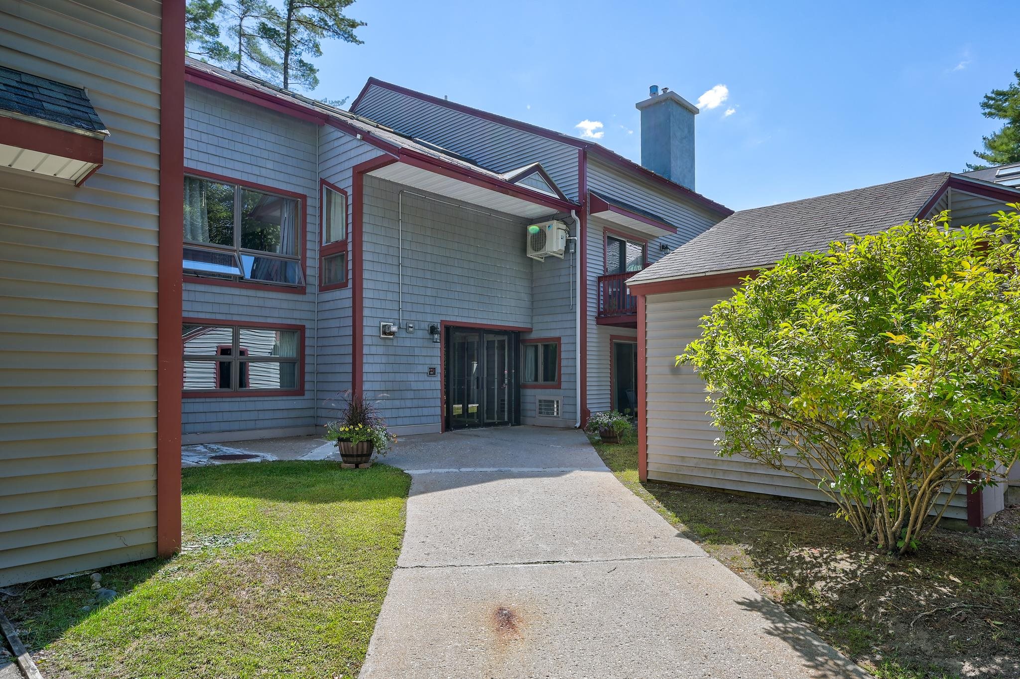 2E/F River Run Drive E/F