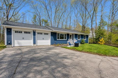 Photo of 70 Sunset Hill Road, Conway, NH 03860 (MLS # 5087956)