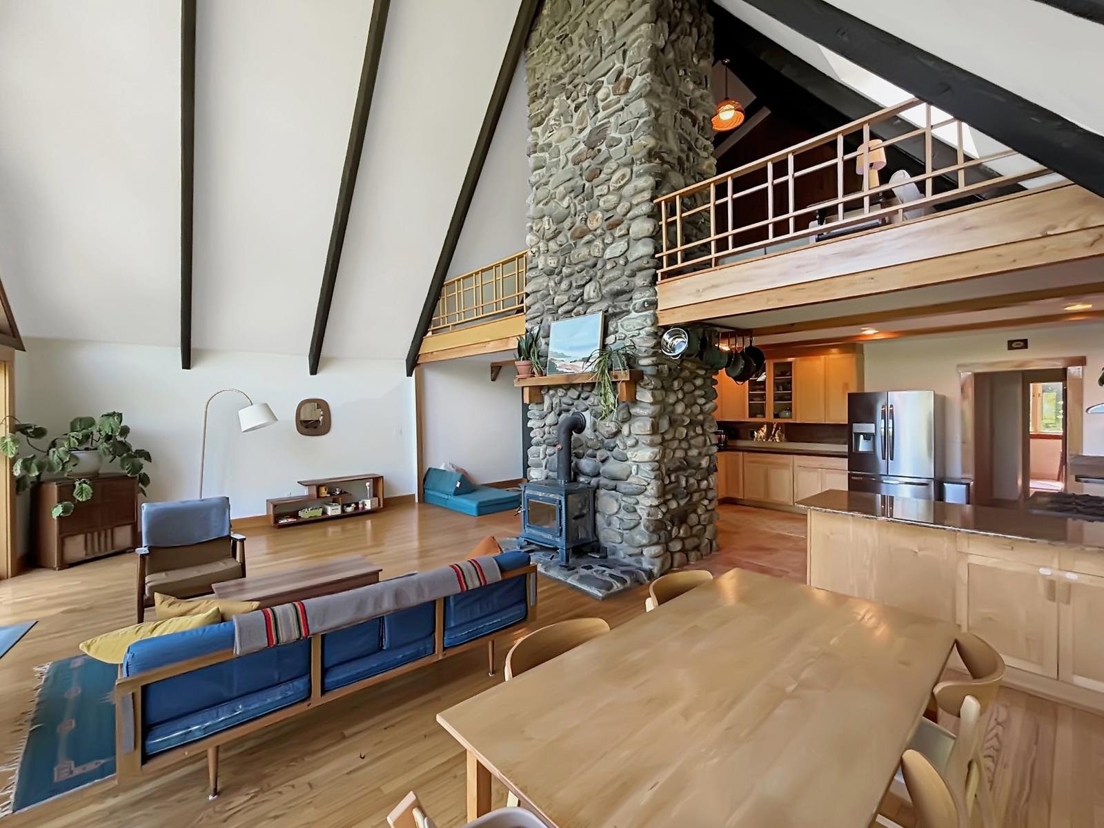 847 Coppermine Road