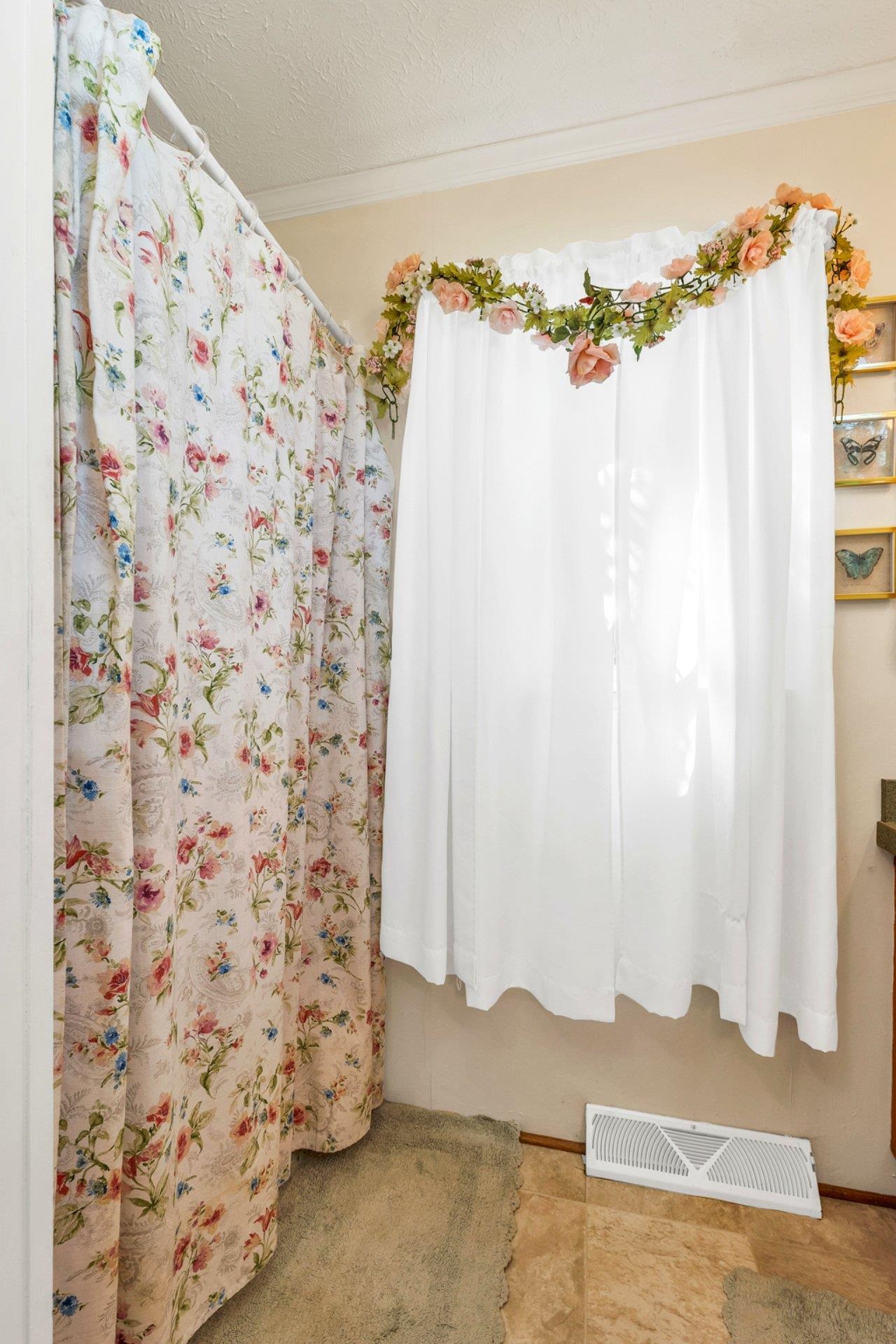 Belmont, New Hampshire 03220, United States, 2 Bedrooms Bedrooms, ,2 BathroomsBathrooms,Residential,Active,214670