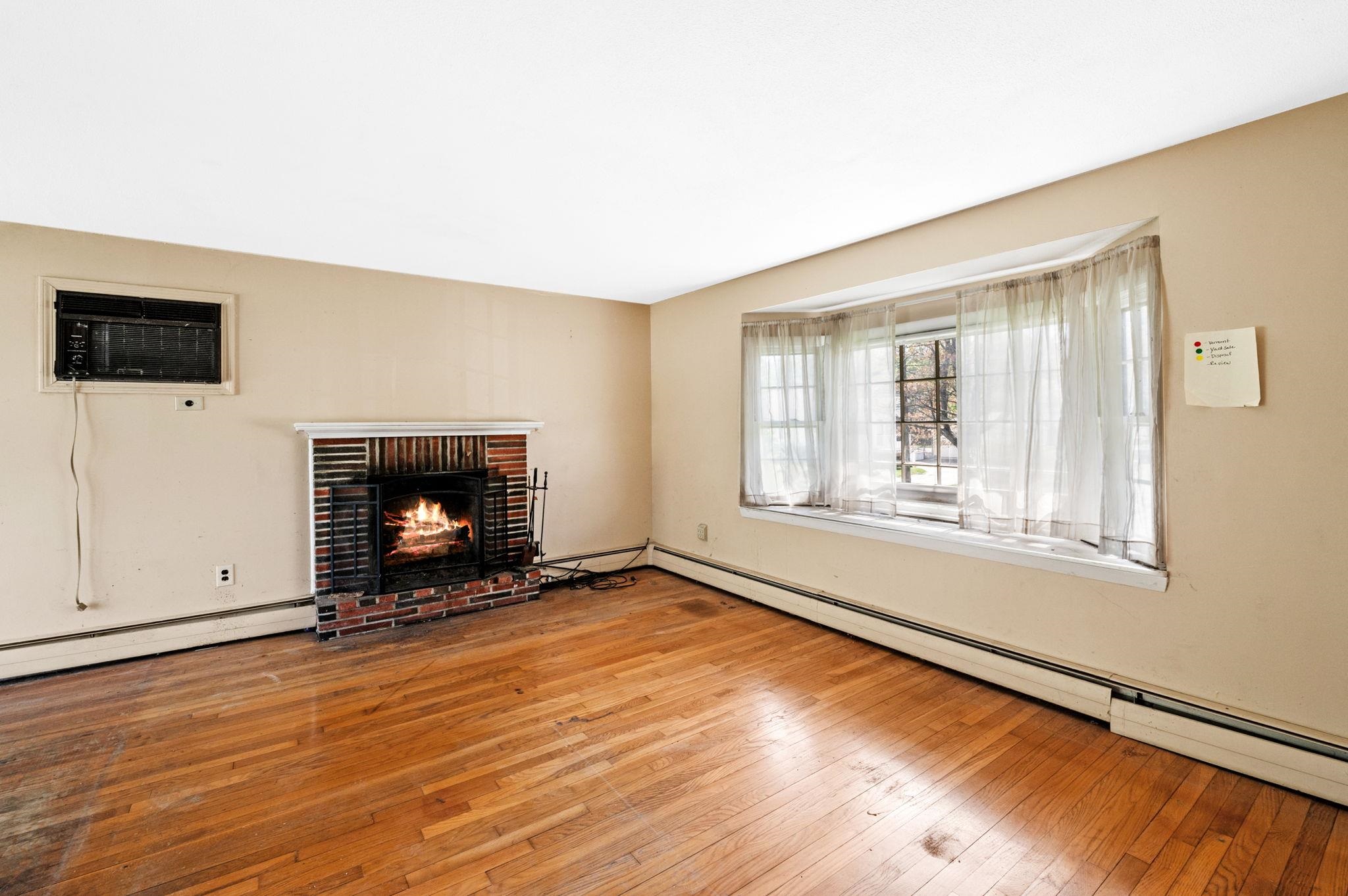 3 Rolling Hill Avenue