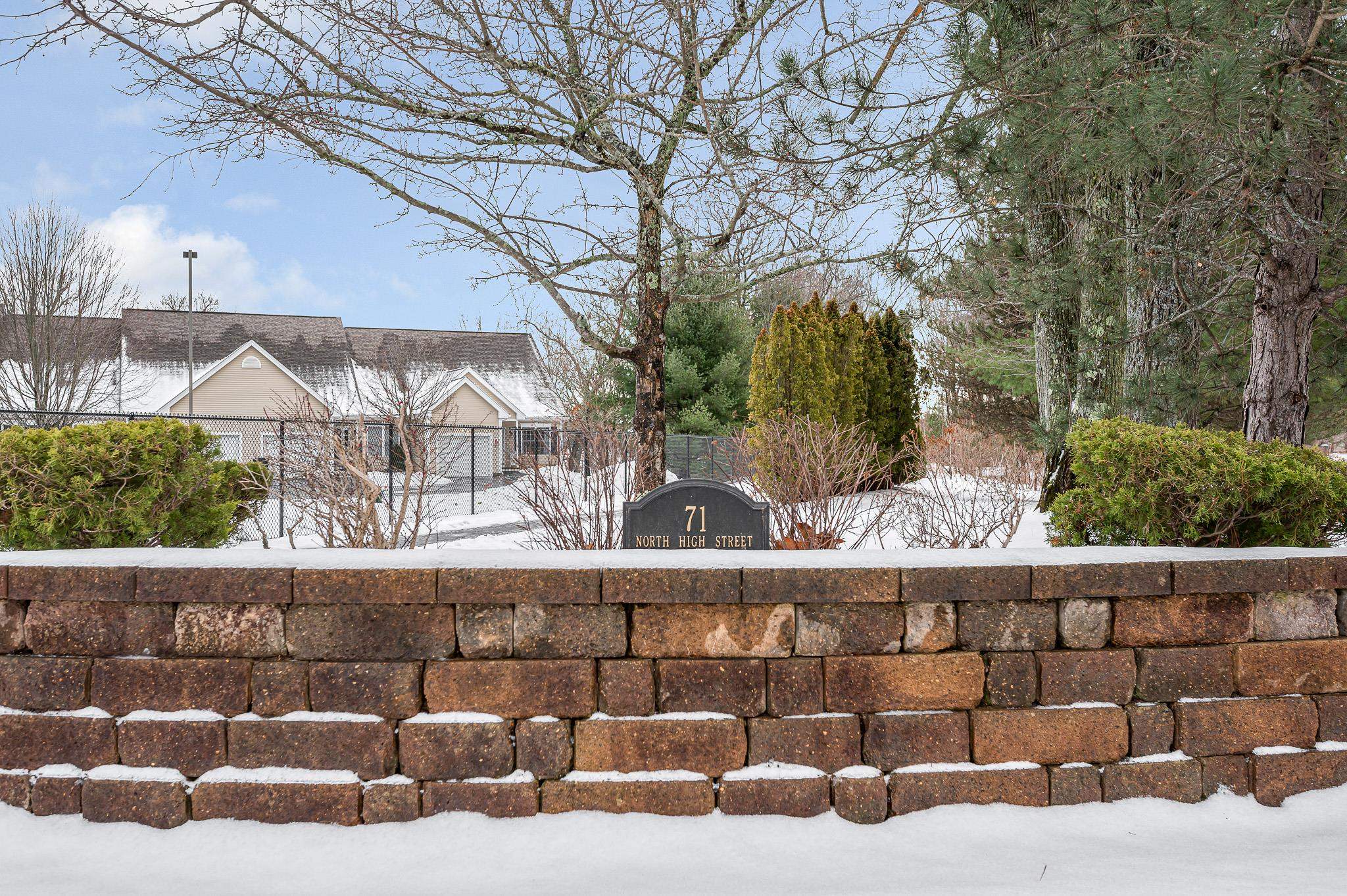 71 N. High Street 1