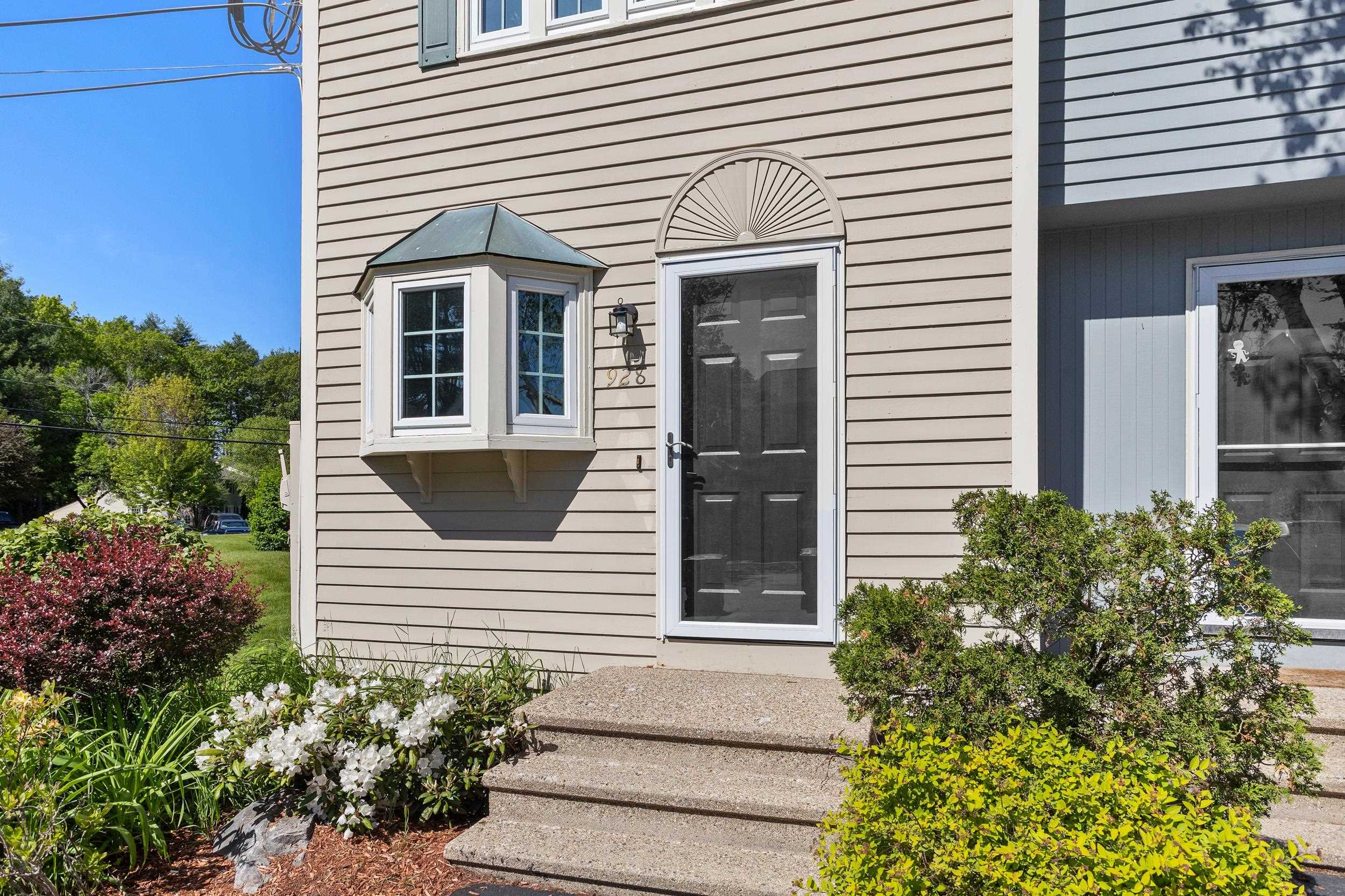 928 Fox Hollow Drive