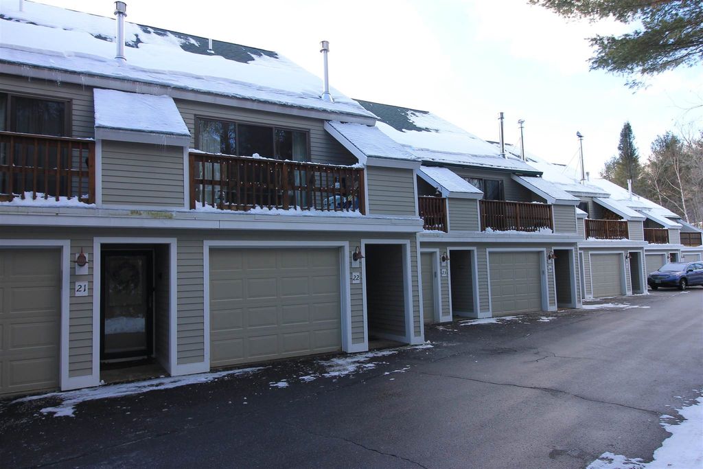 Photo of 21 Tripyramid Way #22, Waterville Valley, NH 03215 (MLS # 5073359)