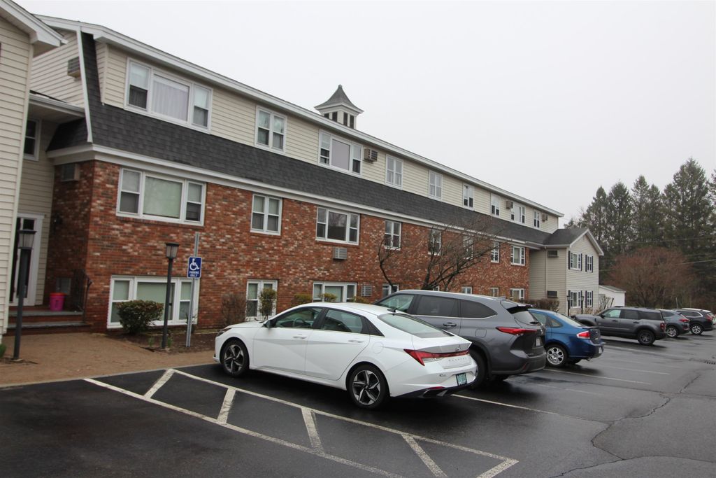 Photo of 73 East Broadway Street #K, Derry, NH 03038 (MLS # 5036692)