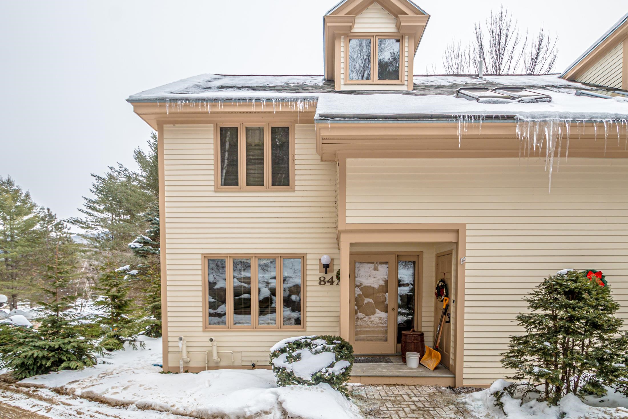 84A Wentworth Hall Avenue