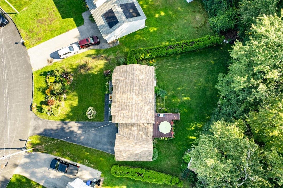 Manchester, New Hampshire 03104, United States, 4 Bedrooms Bedrooms, ,2 BathroomsBathrooms,Residential,Pending,100938