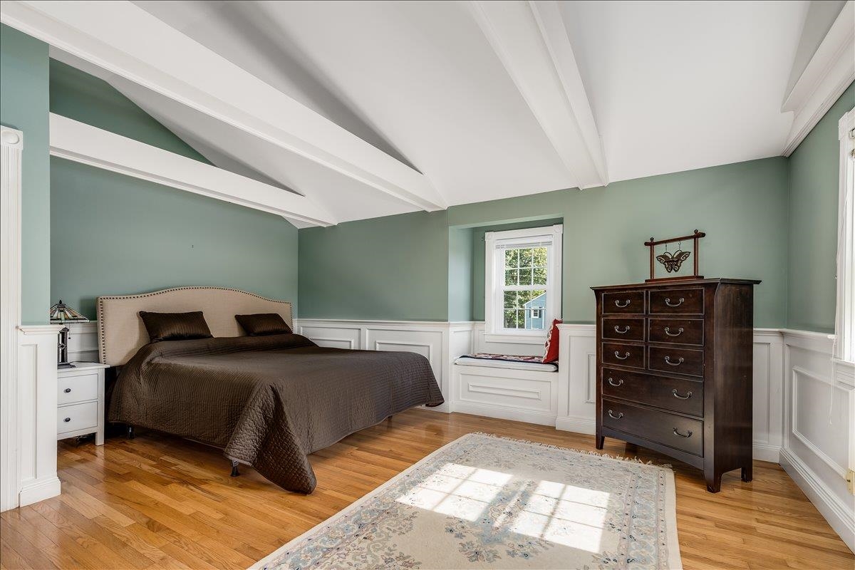 Manchester, New Hampshire 03104, United States, 4 Bedrooms Bedrooms, ,2 BathroomsBathrooms,Residential,Pending,100938