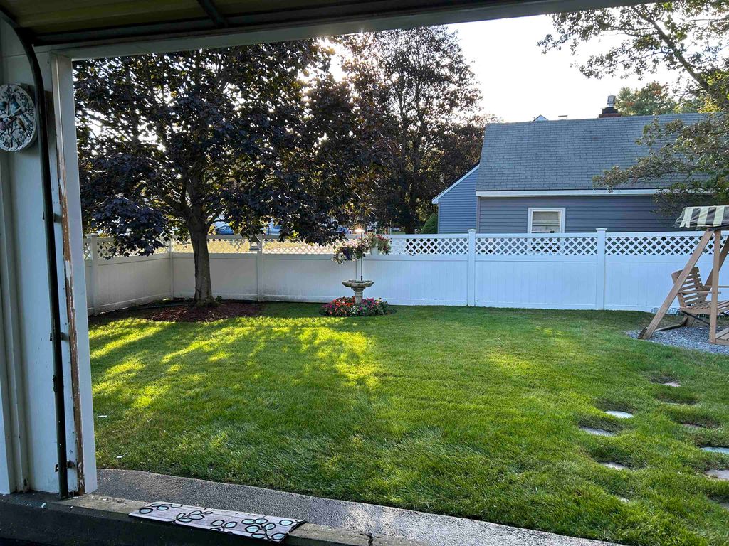 Photo of 5 Pinedale Street, Manchester, NH 03102 (MLS # 5067580)