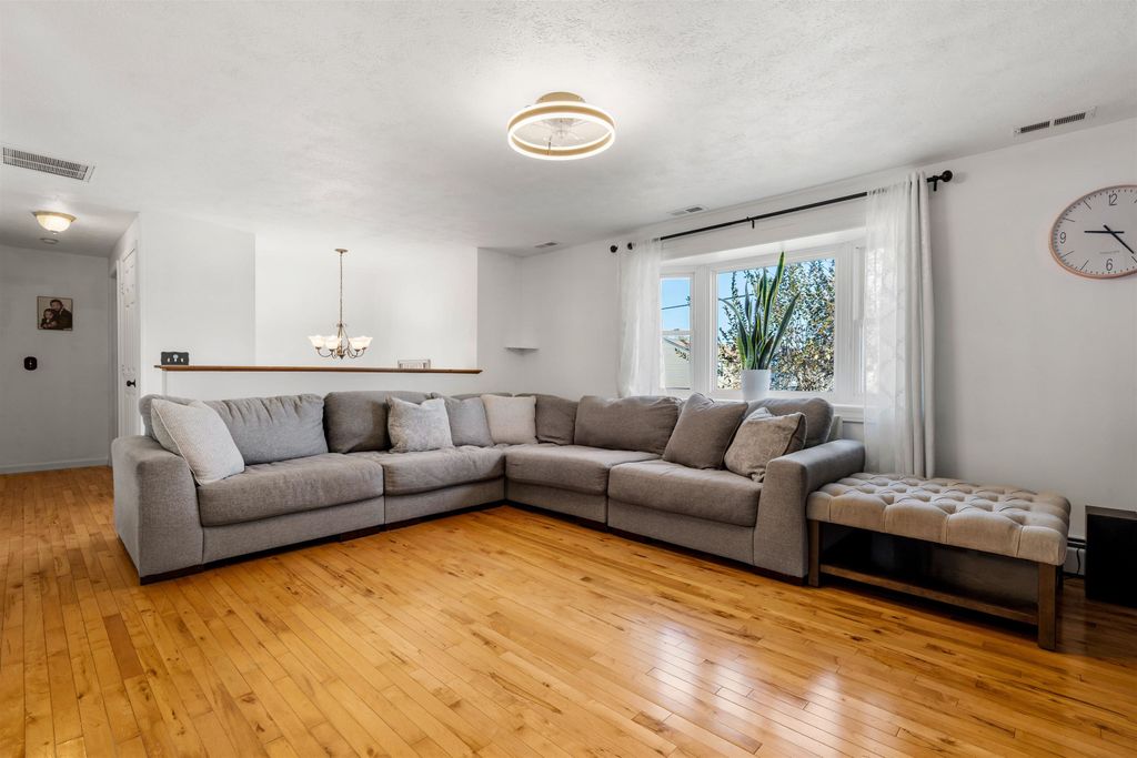 Photo of 305 Trolley Street, Manchester, NH 03103 (MLS # 5065561)