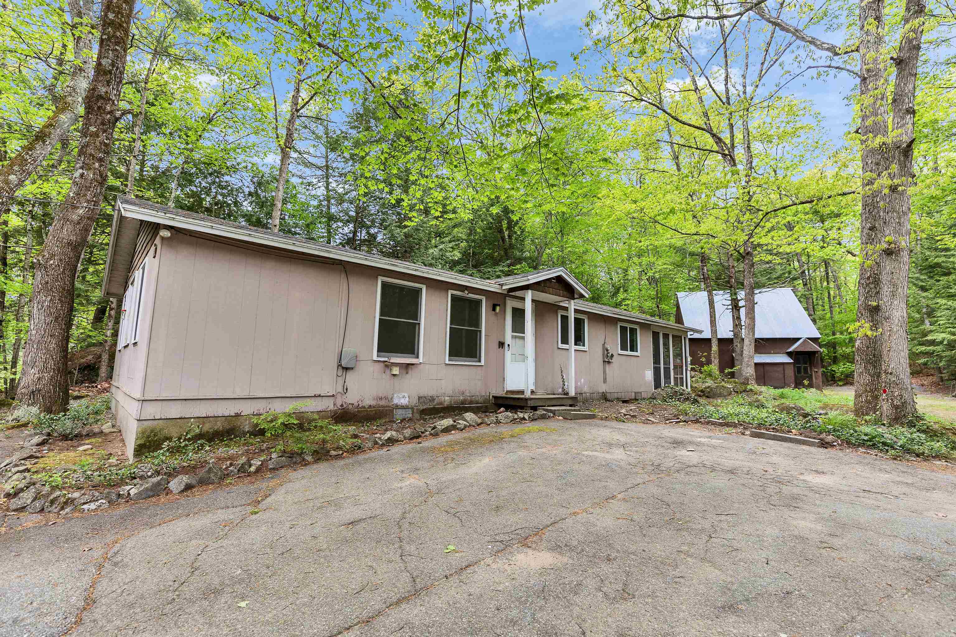 29 Centennial Drive