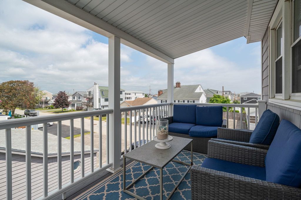 Photo of 131 Franklin Street, Seabrook, NH 03874 (MLS # 5062261)