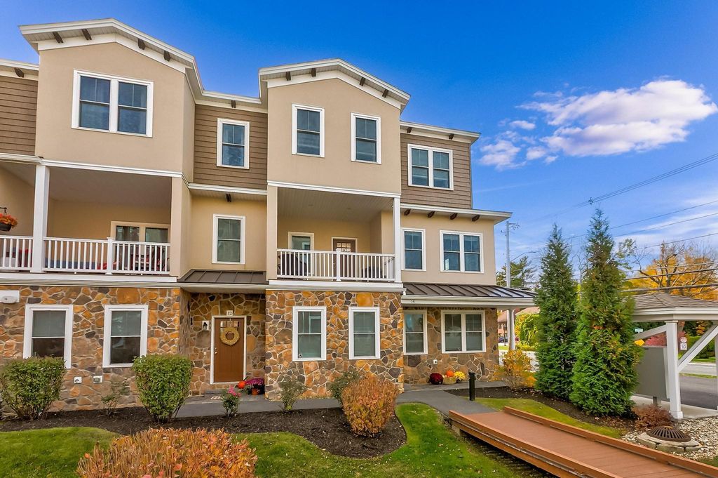 Photo of 14 Cortona Way #14, Salem, NH 03079 (MLS # 5067594)