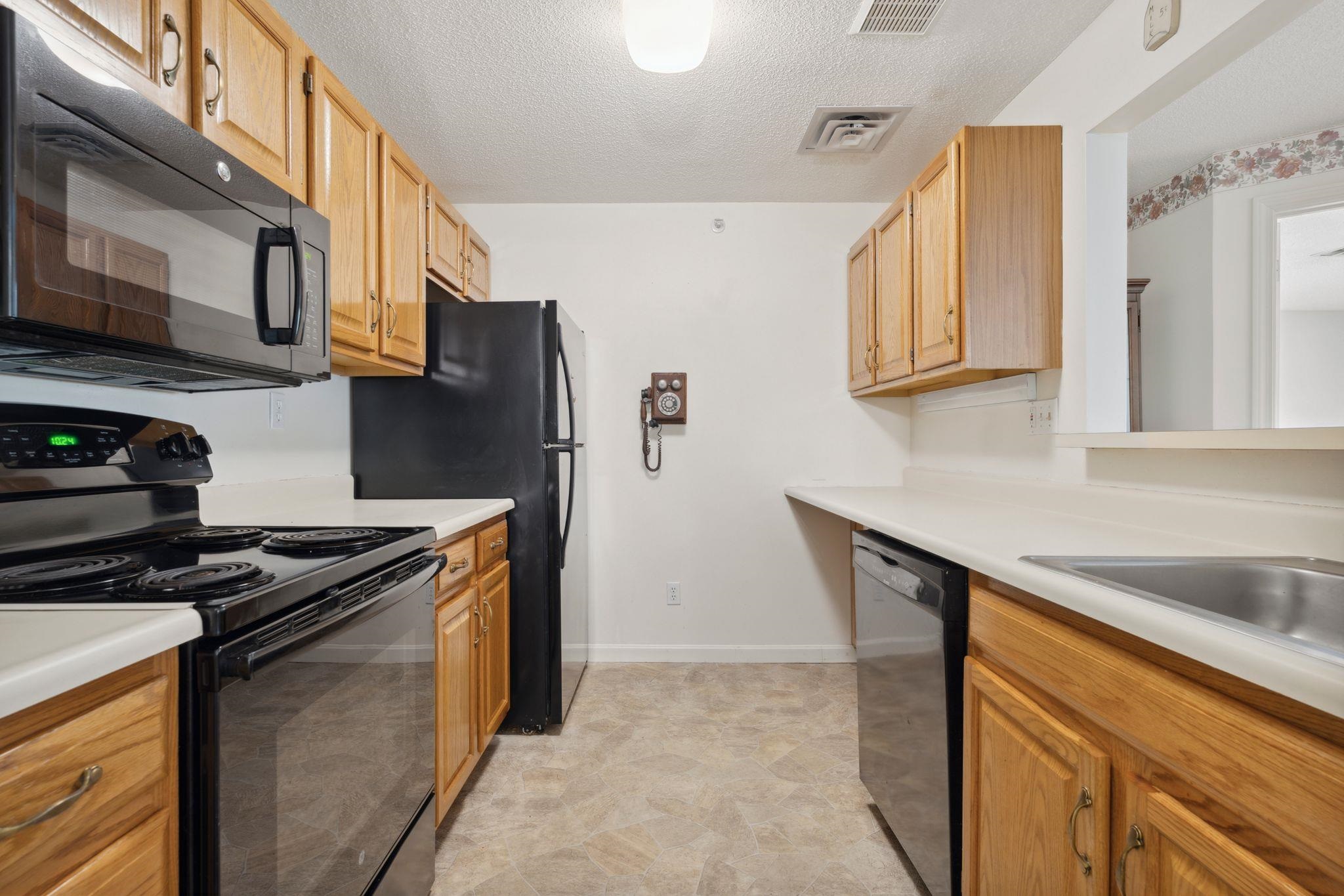 3 Mayfair Lane 308